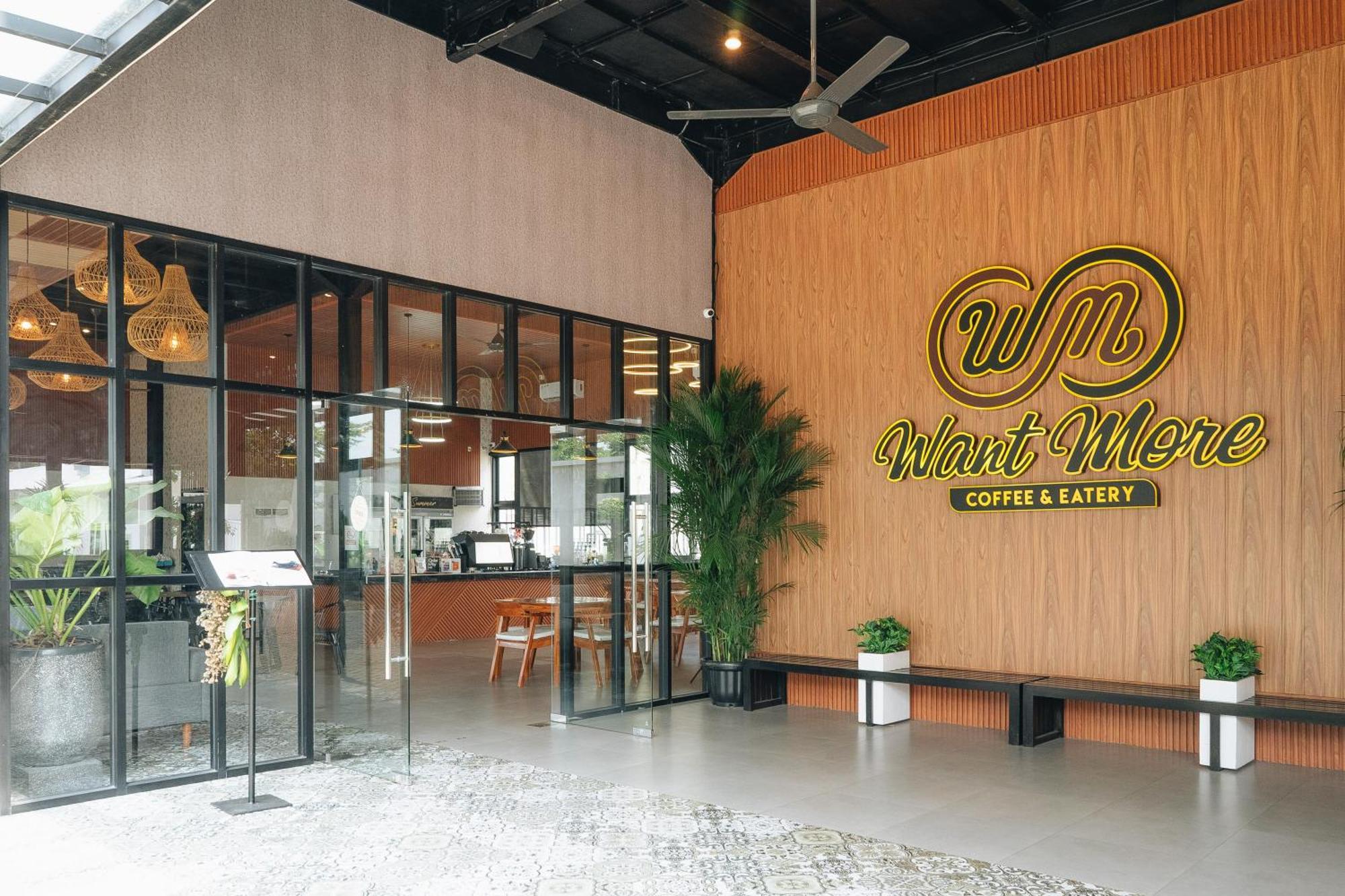 Sans Wm Hotel Blitar Exterior foto